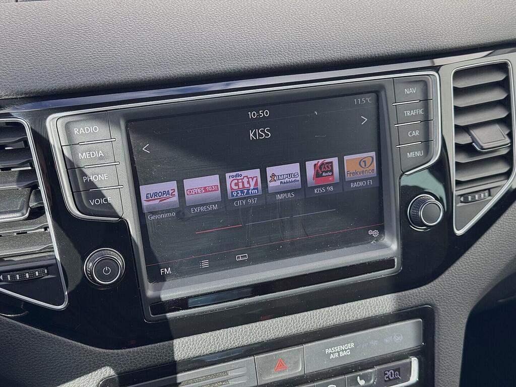 O419V08129_26.webp_GOLF SPORTSVAN Confortline  1.4 TSI 92 kW automat