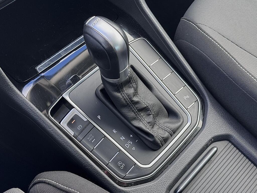 O419V08129_31.webp_GOLF SPORTSVAN Confortline  1.4 TSI 92 kW automat