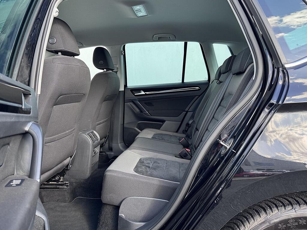 O419V08129_32.webp_GOLF SPORTSVAN Confortline  1.4 TSI 92 kW automat