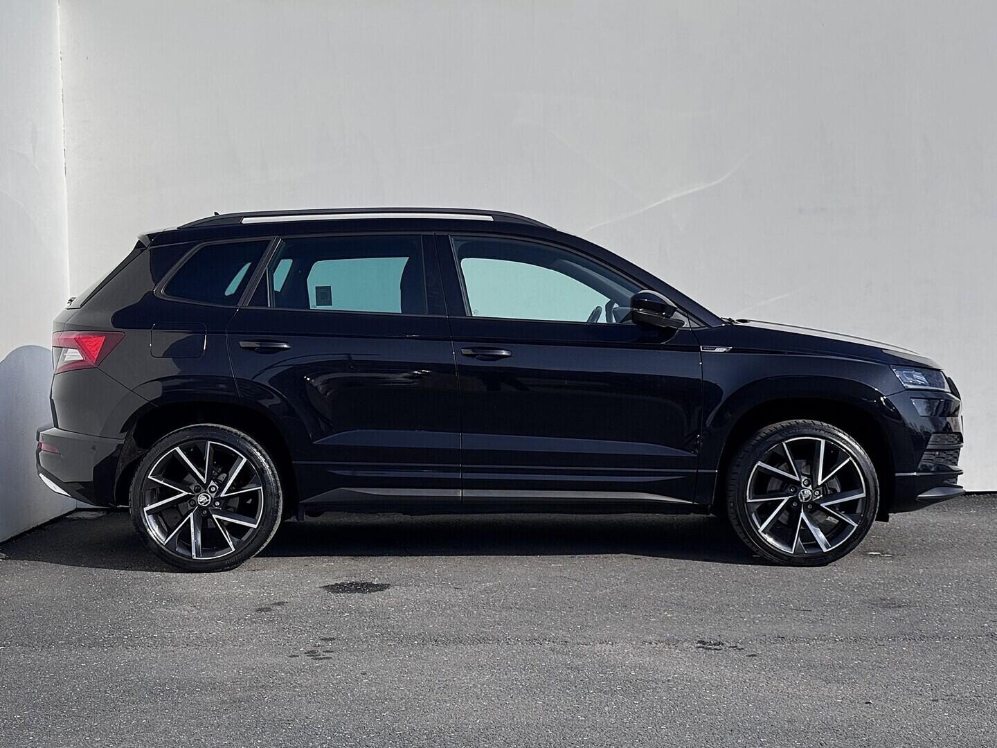 O419V08132_16.webp_KAROQ SportLine 1.5 TSI 110 kW automat