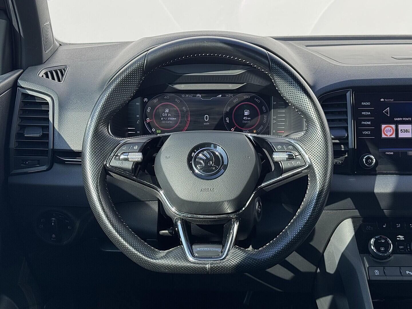 O419V08132_22.webp_KAROQ SportLine 1.5 TSI 110 kW automat