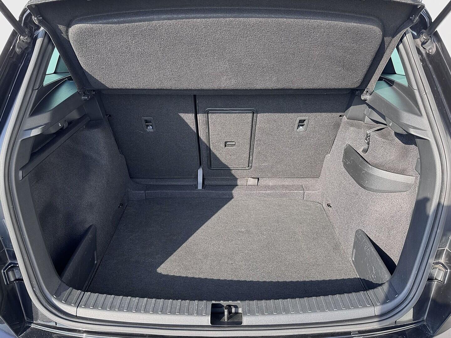 O419V08132_32.webp_KAROQ SportLine 1.5 TSI 110 kW automat