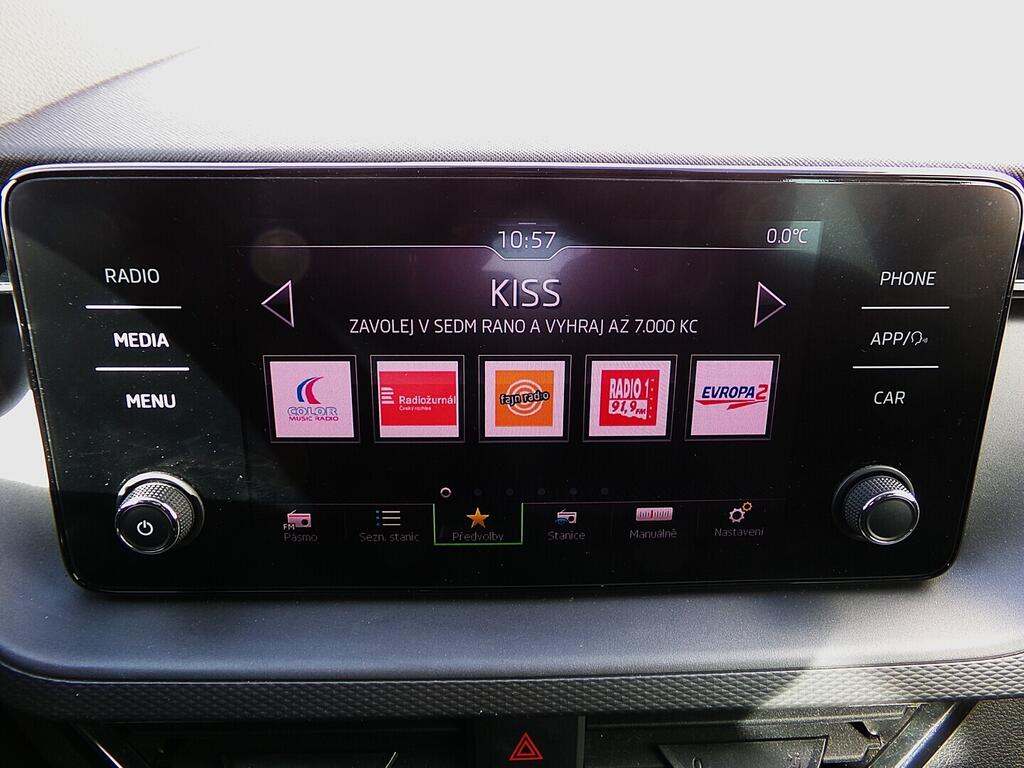 O419V08133_28.webp_SCALA Ambition 1.6 TSI 85 kW manuál, DPH