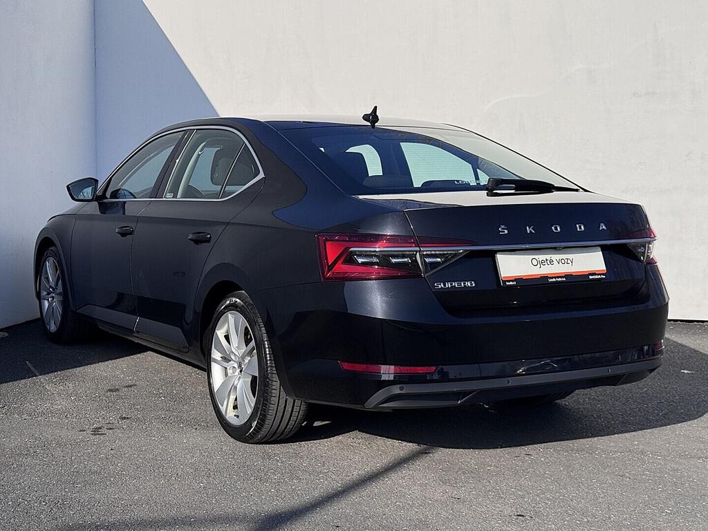 O419V08134_15.webp_SUPERB Style 2.0 TDI 110 kW manuál