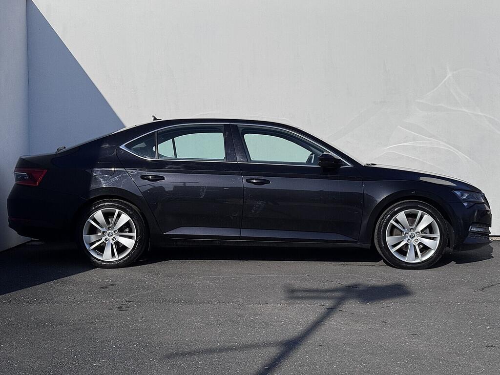 O419V08134_16.webp_SUPERB Style 2.0 TDI 110 kW manuál