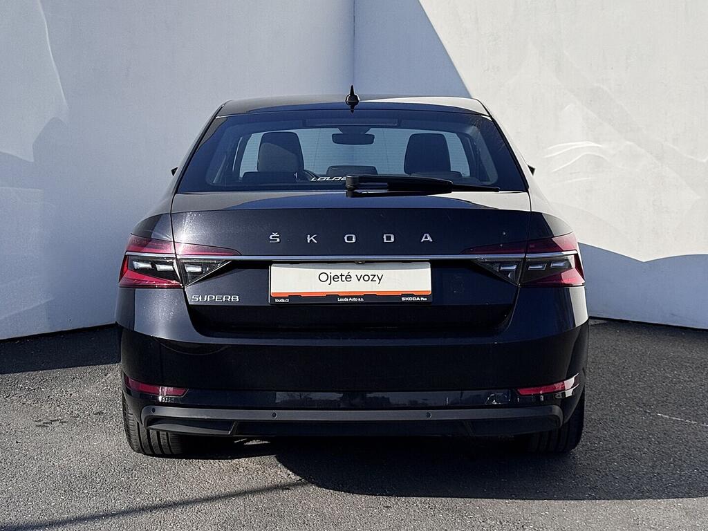 O419V08134_17.webp_SUPERB Style 2.0 TDI 110 kW manuál