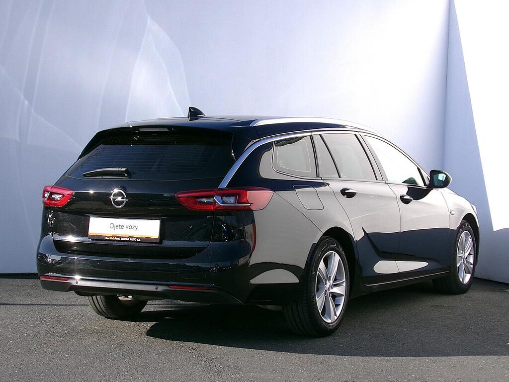 O419V08136_11.webp_INSIGNIA Ultimate 1.6 CDTi 100 kW automat