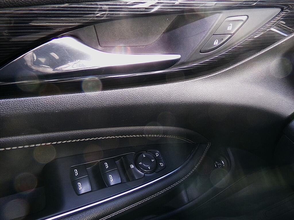 O419V08136_21.webp_INSIGNIA Ultimate 1.6 CDTi 100 kW automat