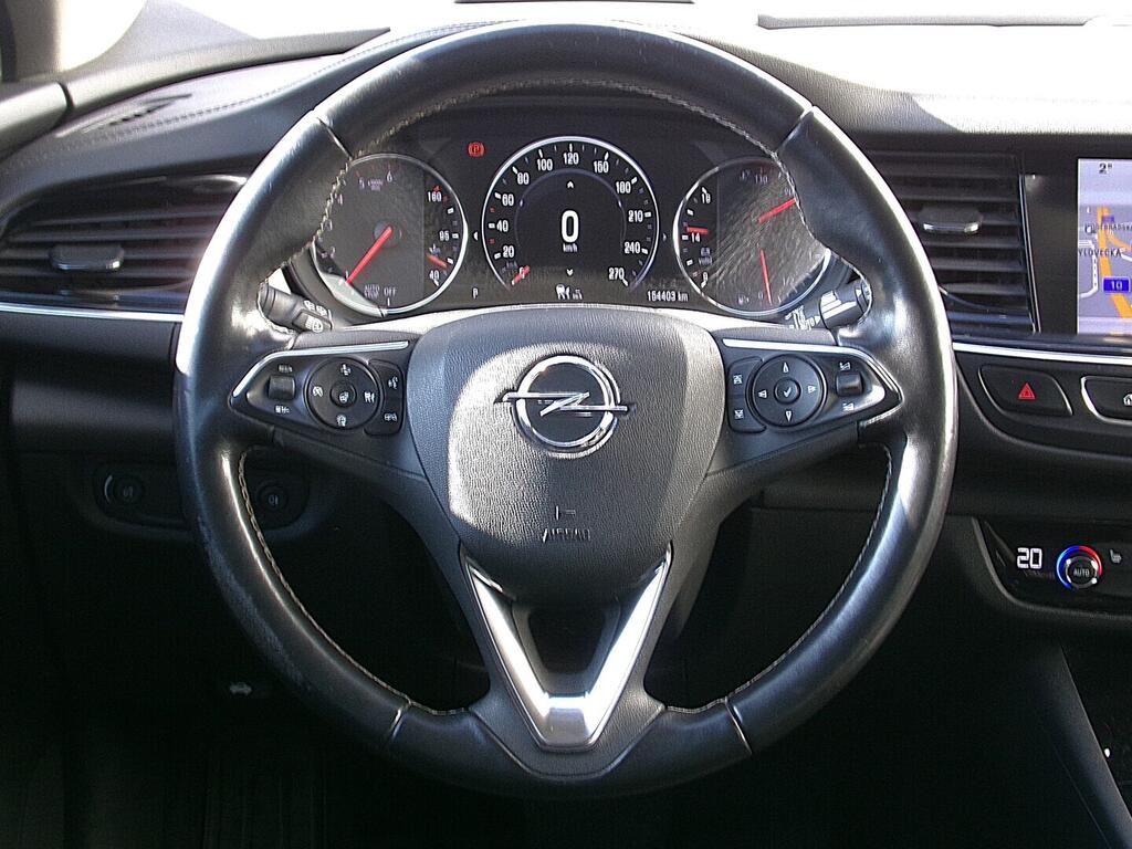 O419V08136_23.webp_INSIGNIA Ultimate 1.6 CDTi 100 kW automat