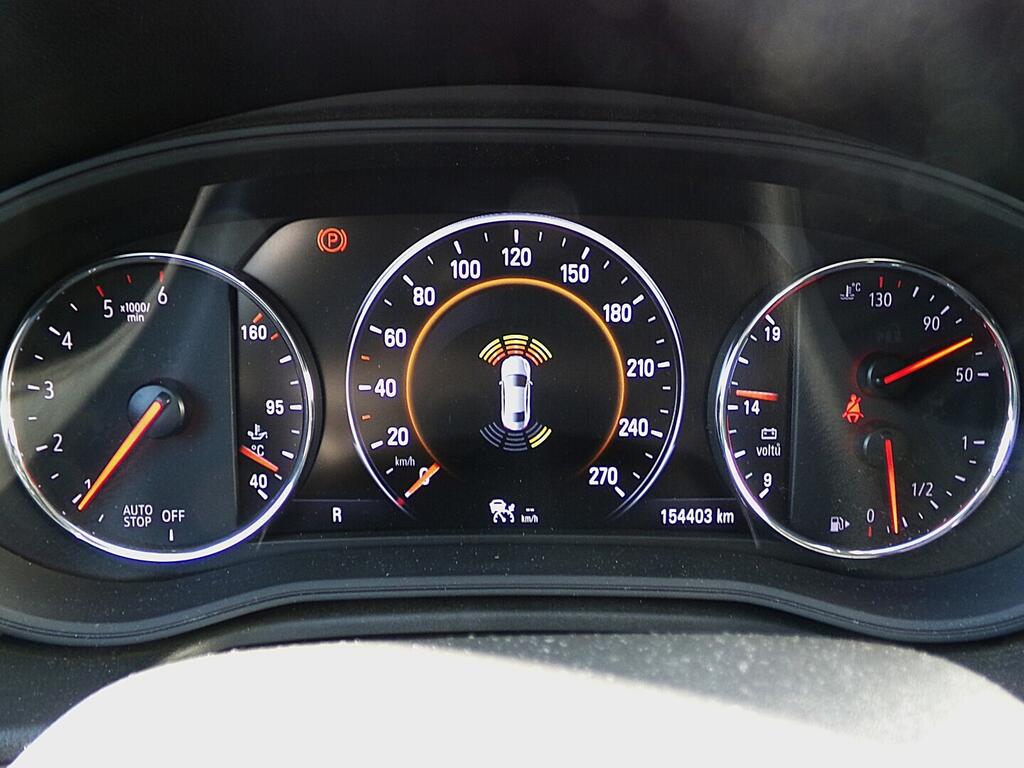 O419V08136_25.webp_INSIGNIA Ultimate 1.6 CDTi 100 kW automat