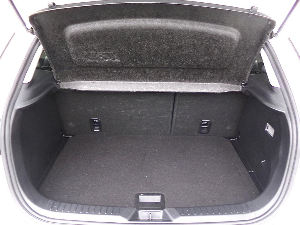 O419V08137_32.webp_CX-3 Revolution 2.0 Skyactiv-G 89 kW manuál