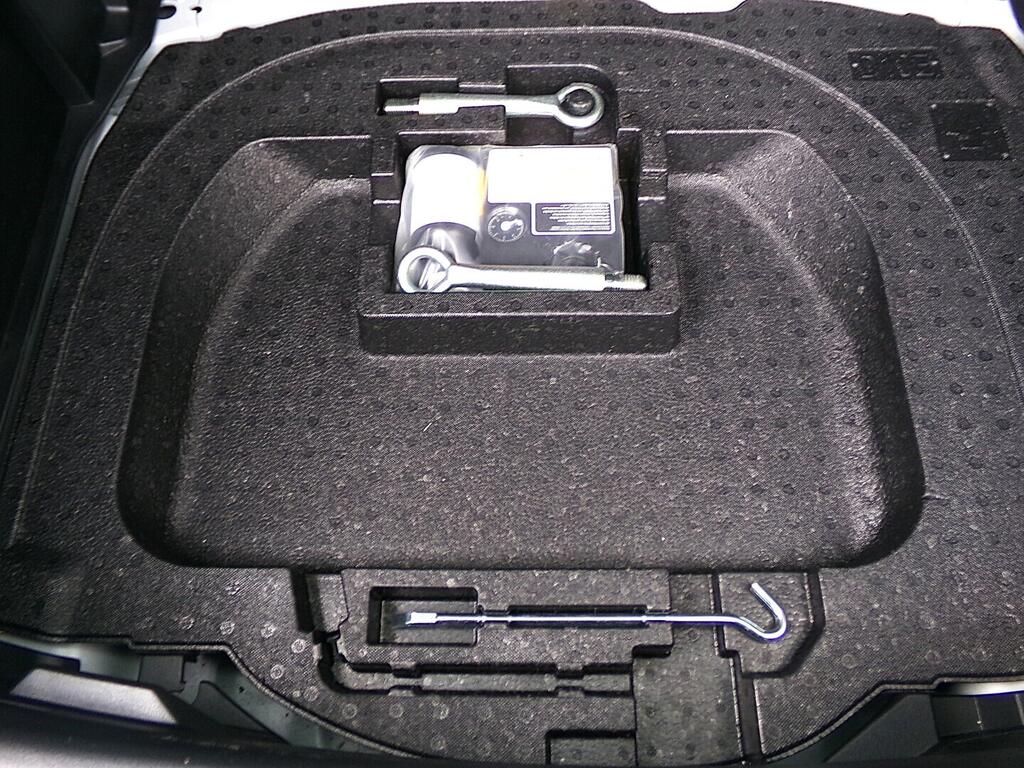 O419V08137_34.webp_CX-3 Revolution 2.0 Skyactiv-G 89 kW manuál