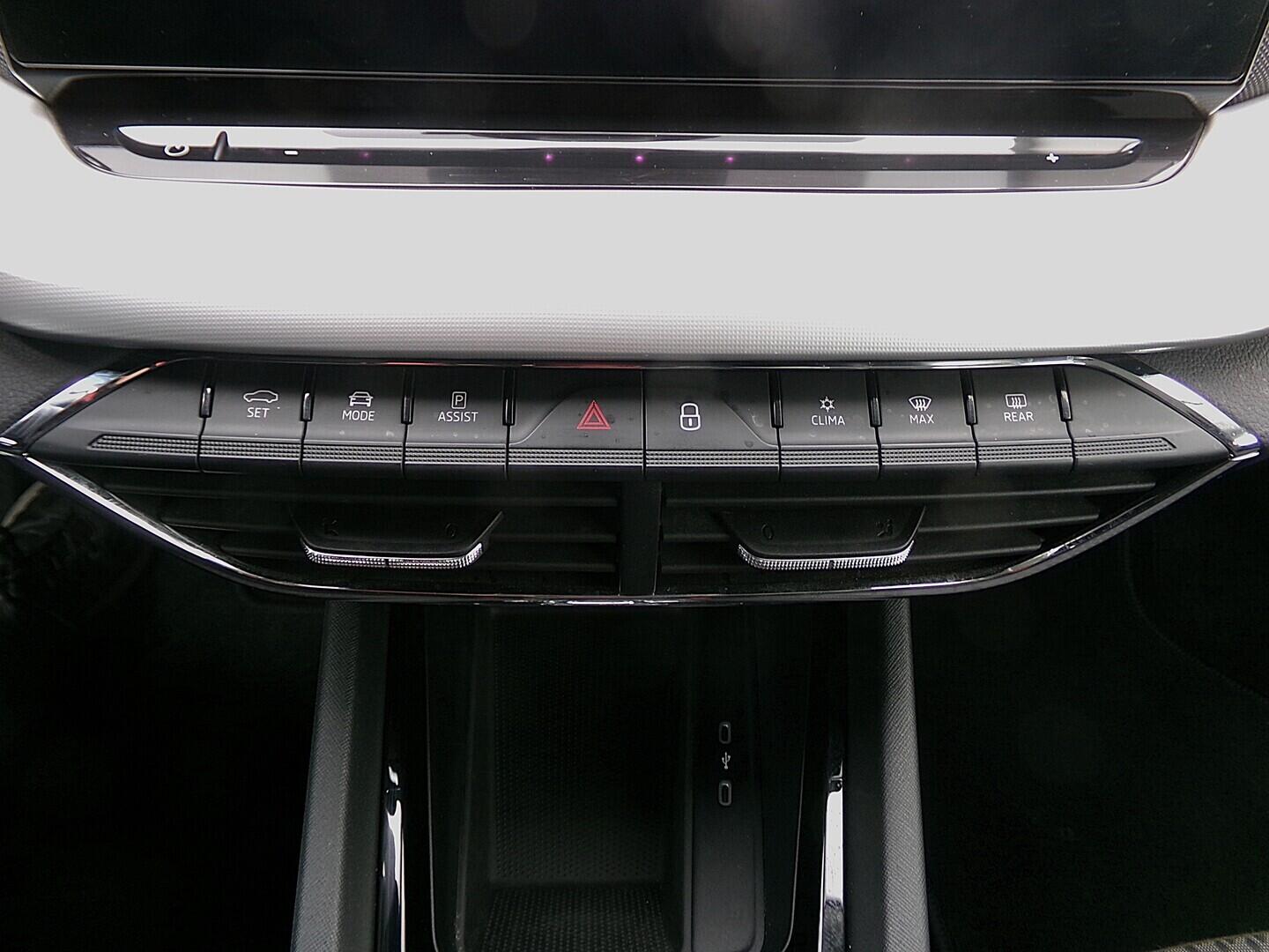 O419V08139_35.webp_OCTAVIA Style 2.0 TDI 110 kW automat, DPH