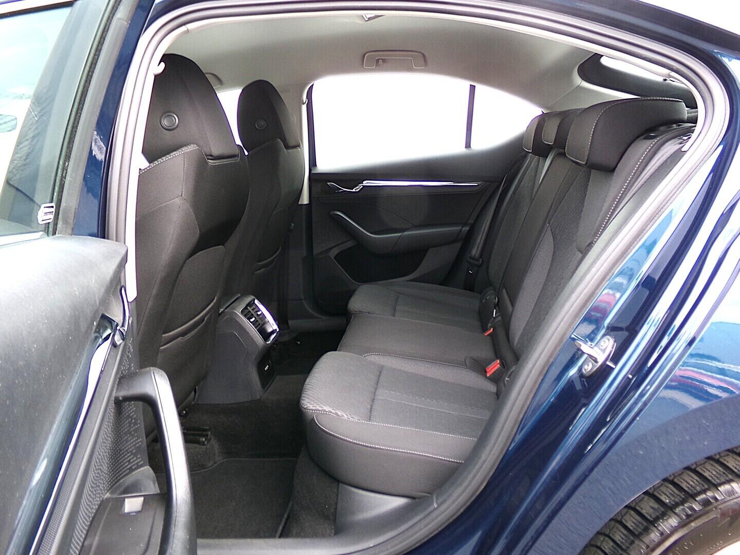 O419V08139_37.webp_OCTAVIA Style 2.0 TDI 110 kW automat, DPH