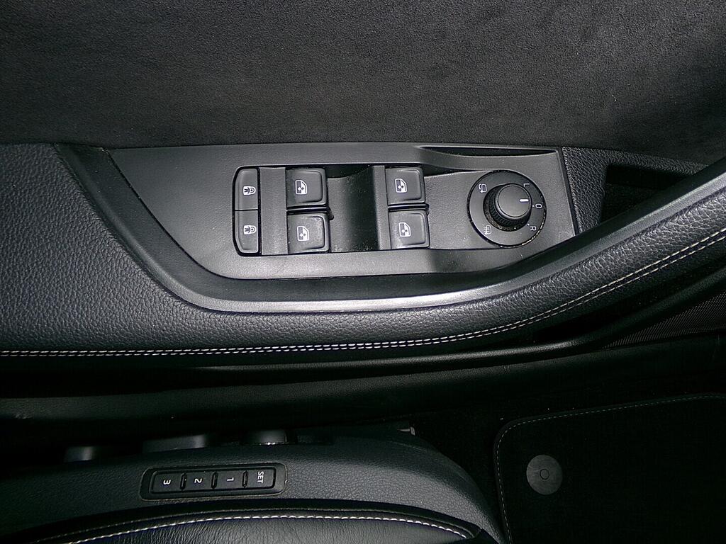 O419V08148_21.webp_SUPERB SportLine 2.0 TDI 147 kW automat, DPH