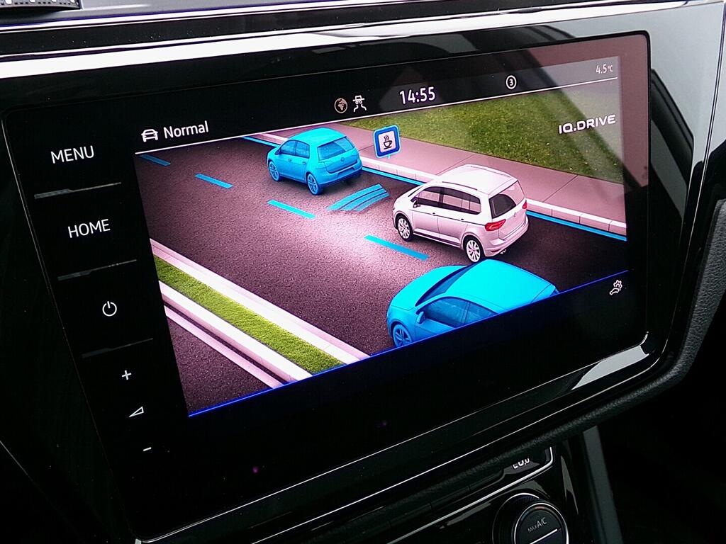 O419V08149_28.webp_TOURAN Highline 2.0 TDI 110 kW automat, DPH