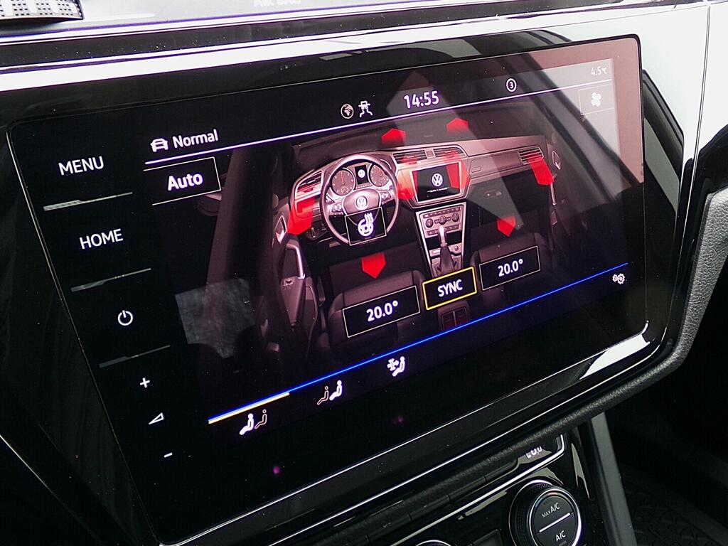 O419V08149_32.webp_TOURAN Highline 2.0 TDI 110 kW automat, DPH