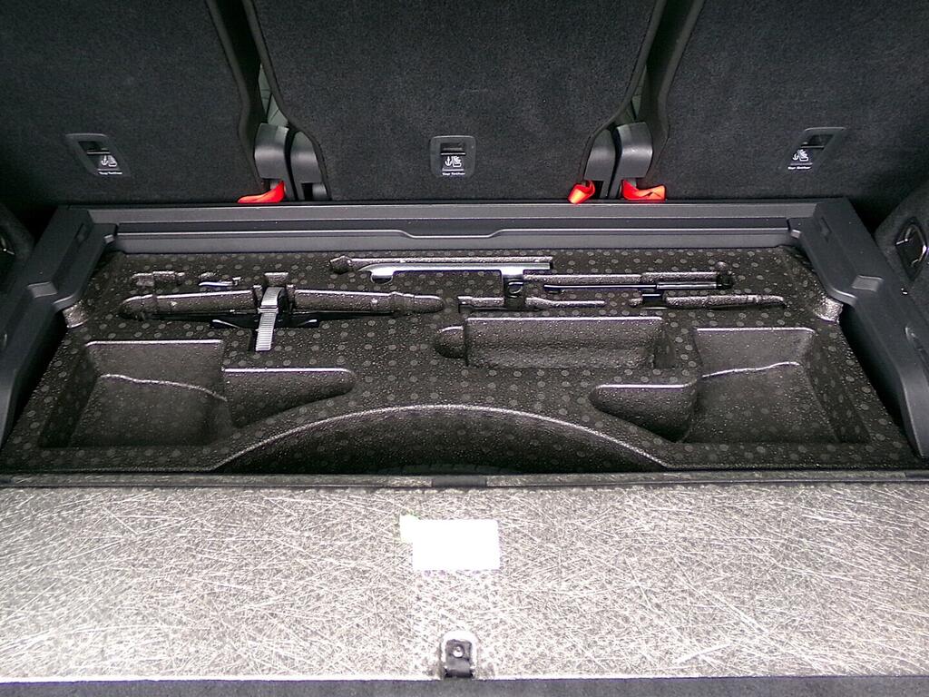 O419V08149_41.webp_TOURAN Highline 2.0 TDI 110 kW automat, DPH