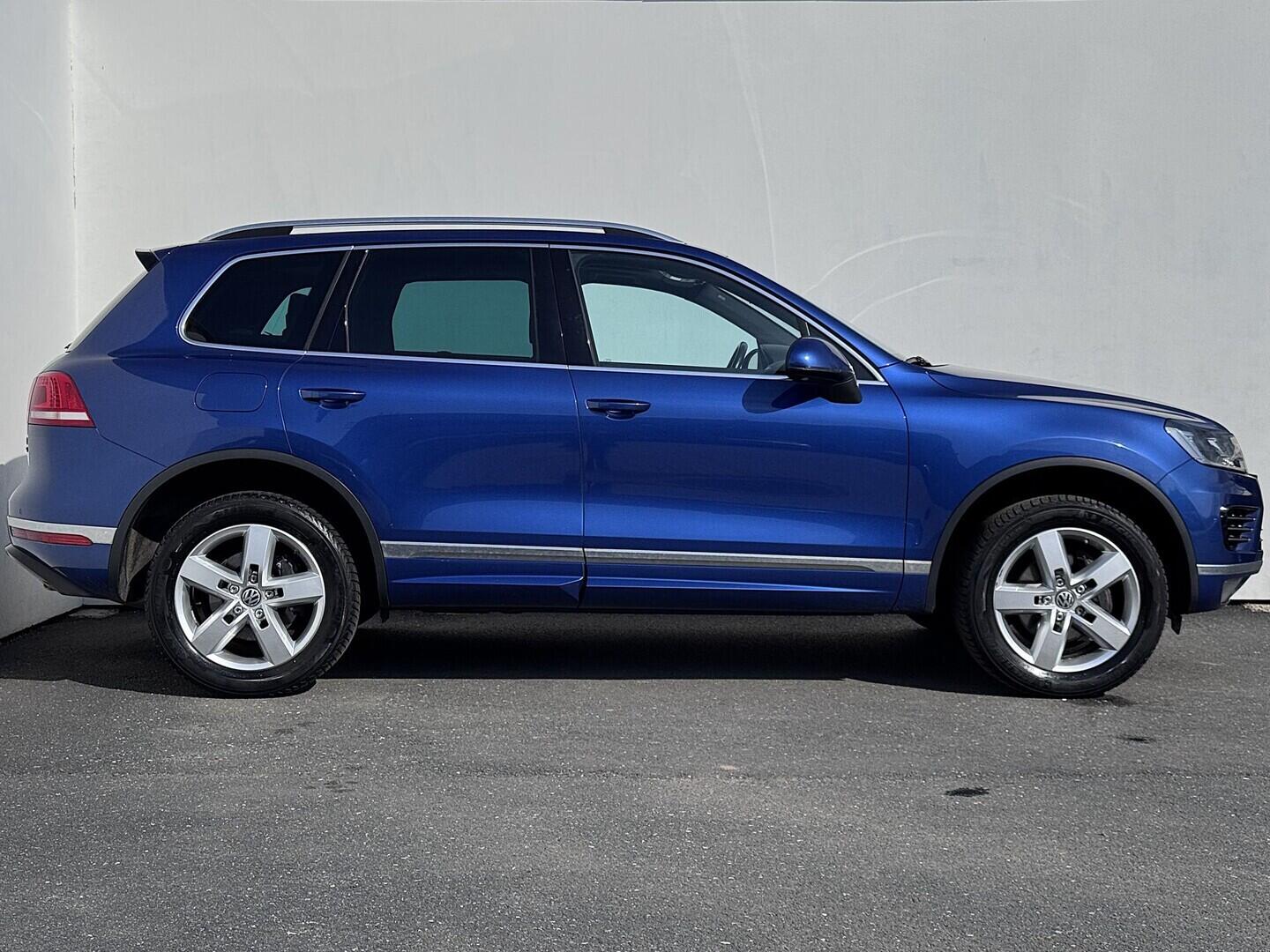 O419V08150_16.webp_TOUAREG R-line 3.0 TDI 193 kW automat, DPH