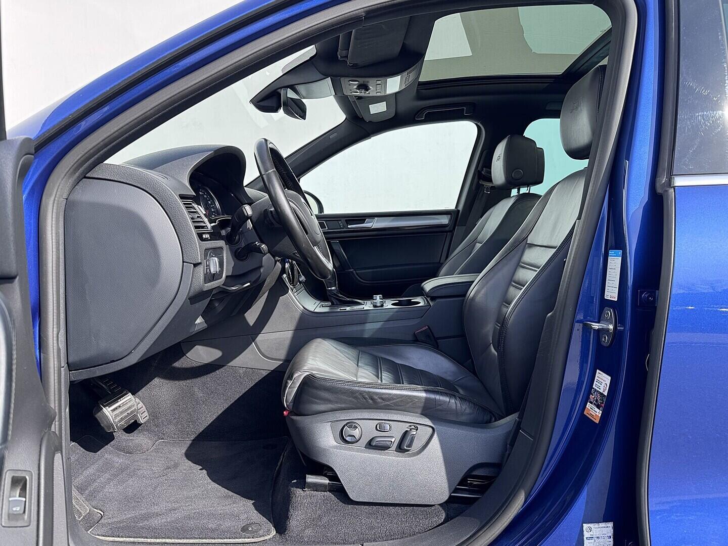 O419V08150_20.webp_TOUAREG R-line 3.0 TDI 193 kW automat, DPH