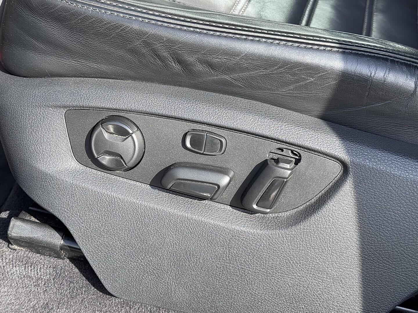 O419V08150_21.webp_TOUAREG R-line 3.0 TDI 193 kW automat, DPH