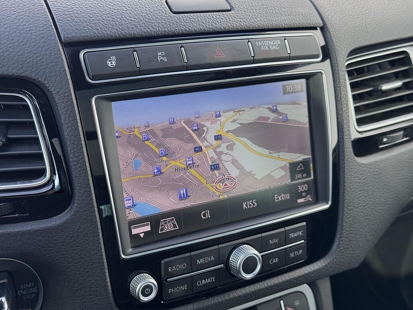 O419V08150_28.webp_TOUAREG R-line 3.0 TDI 193 kW automat, DPH