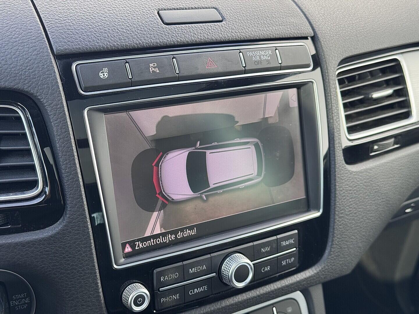 O419V08150_30.webp_TOUAREG R-line 3.0 TDI 193 kW automat, DPH