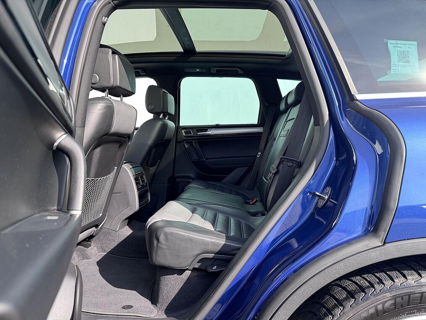 O419V08150_33.webp_TOUAREG R-line 3.0 TDI 193 kW automat, DPH