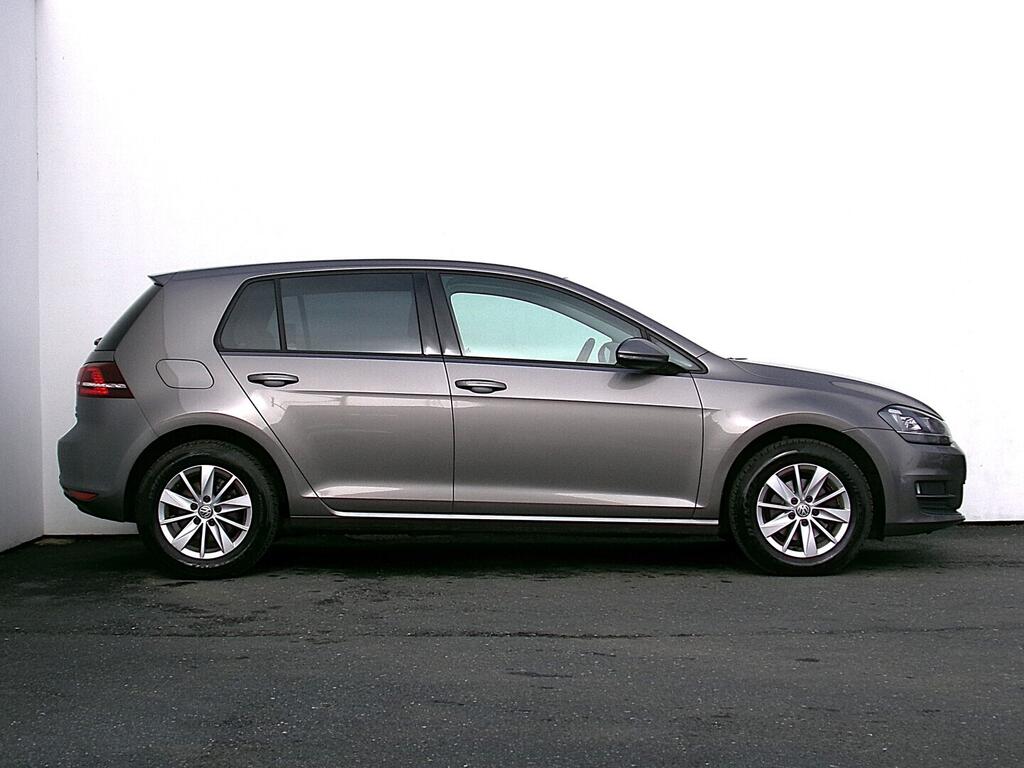 O419V08151_16.webp_GOLF comfortline 1.2 TSI 81 kW manuál