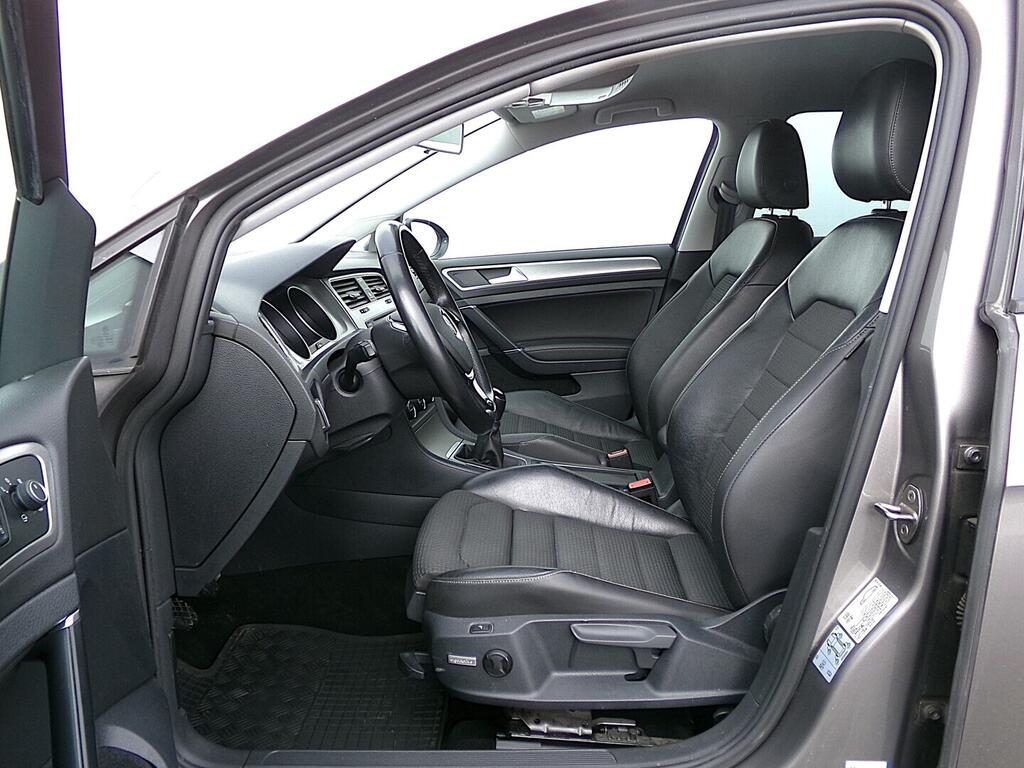 O419V08151_20.webp_GOLF comfortline 1.2 TSI 81 kW manuál