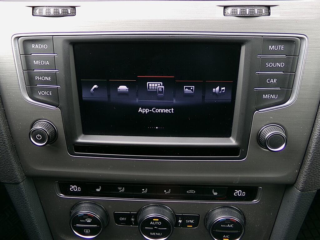 O419V08151_25.webp_GOLF comfortline 1.2 TSI 81 kW manuál