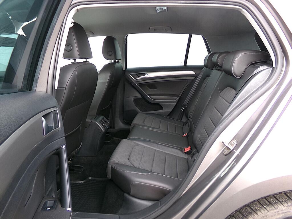 O419V08151_30.webp_GOLF comfortline 1.2 TSI 81 kW manuál