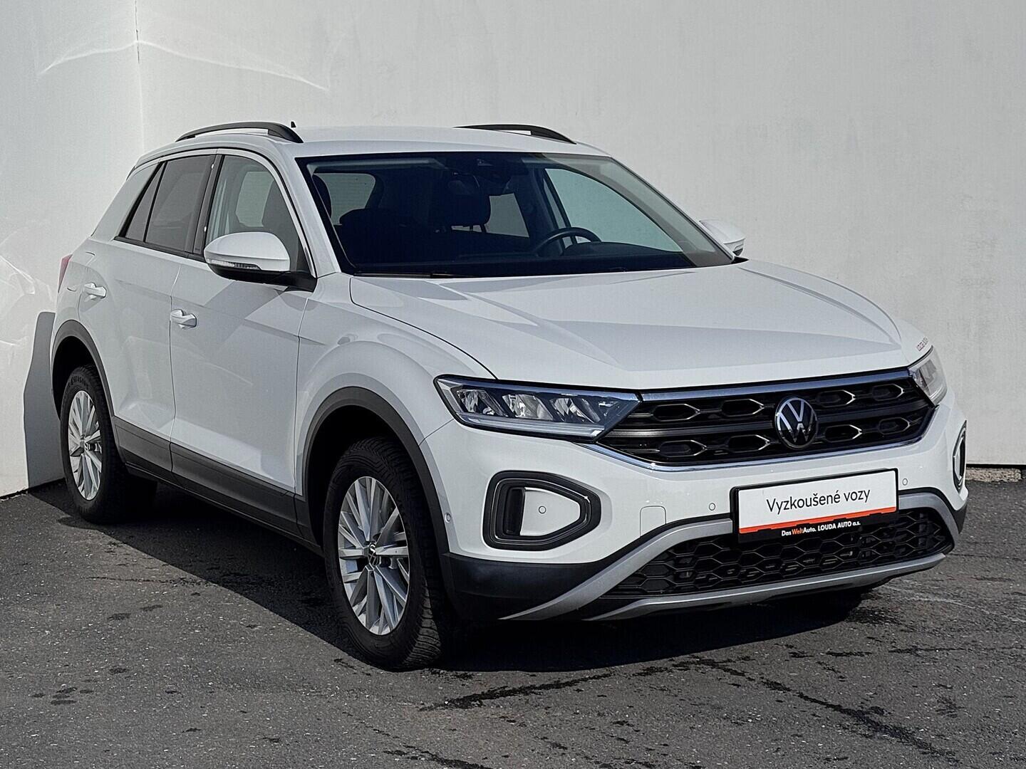 O419V08153_14.webp_T-ROC Life 1.5 TSI 110 kW automat, DPH