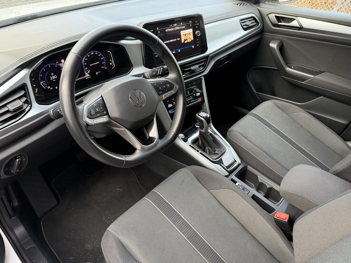 O419V08153_19.webp_T-ROC Life 1.5 TSI 110 kW automat, DPH