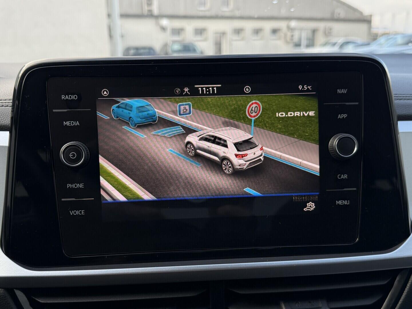 O419V08153_25.webp_T-ROC Life 1.5 TSI 110 kW automat, DPH