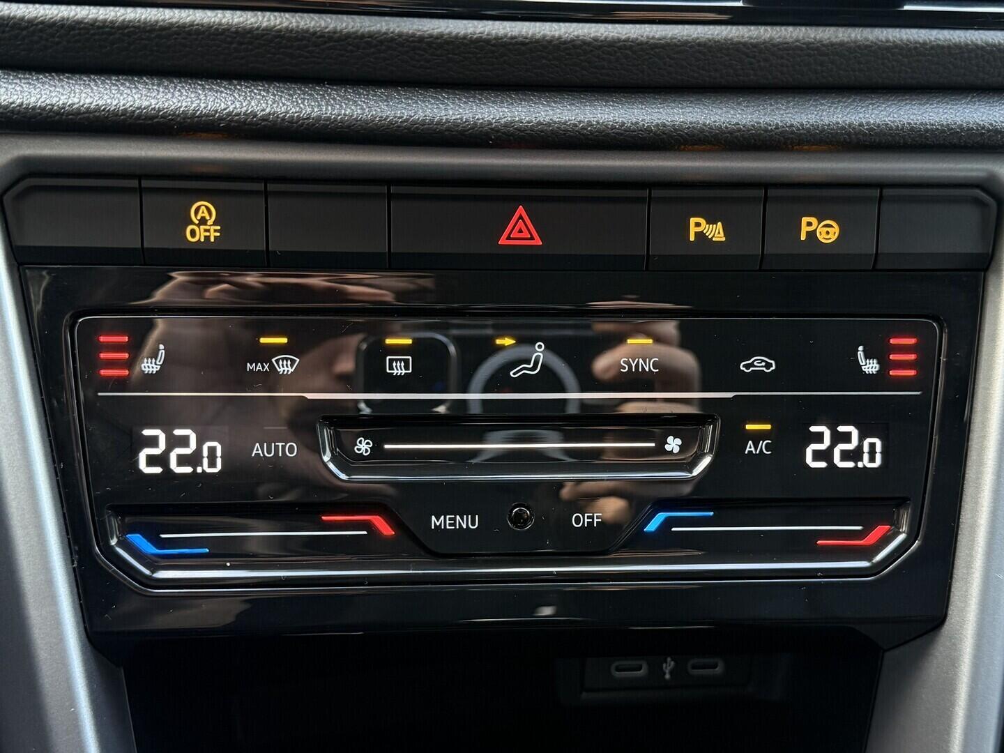 O419V08153_27.webp_T-ROC Life 1.5 TSI 110 kW automat, DPH