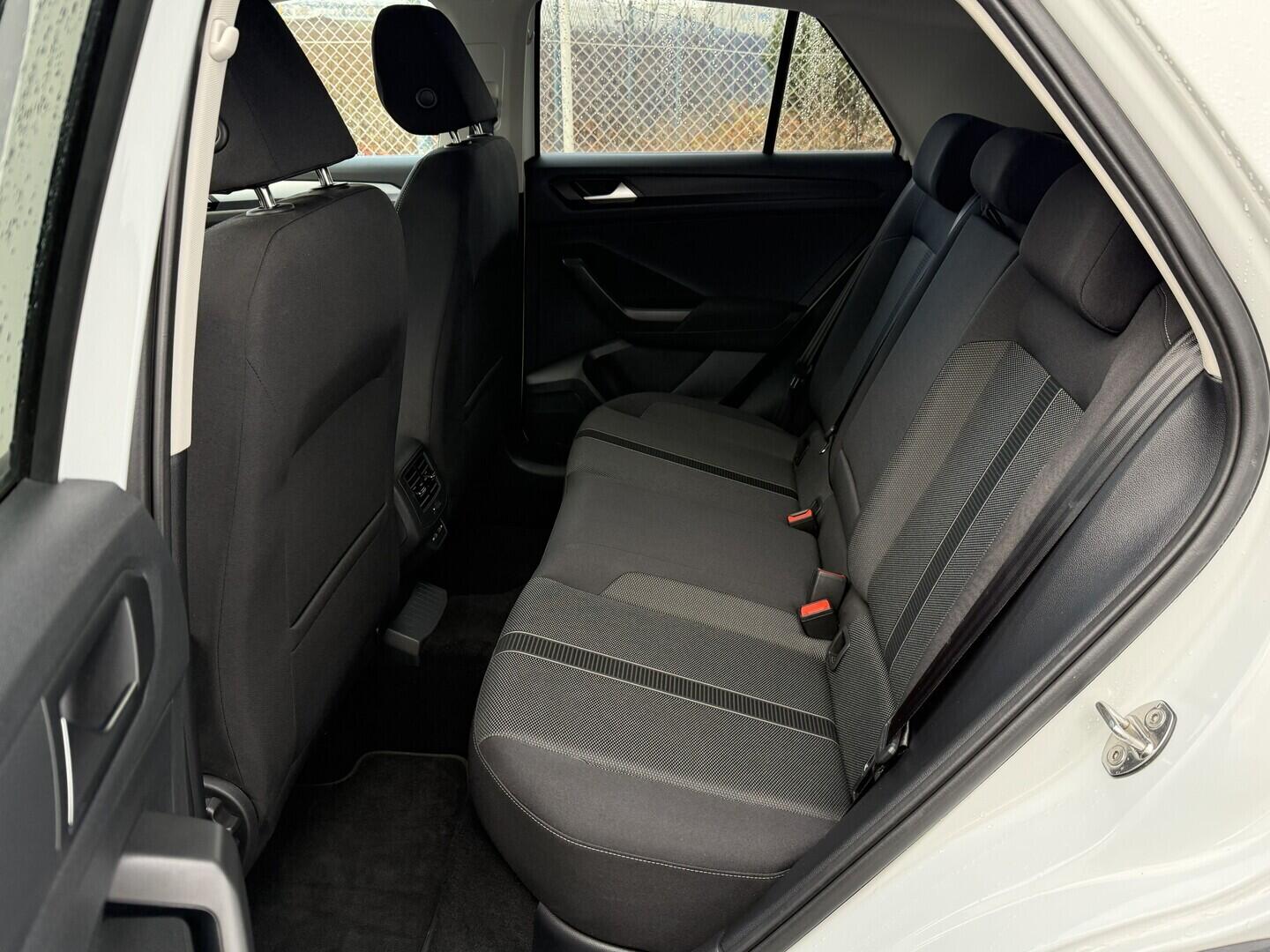 O419V08153_29.webp_T-ROC Life 1.5 TSI 110 kW automat, DPH