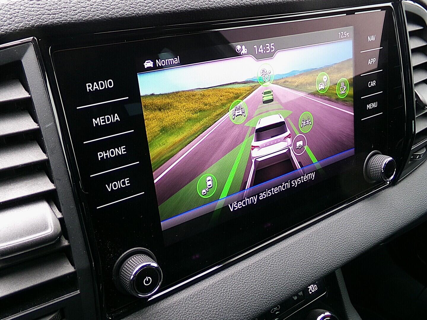 O419V08156_29.webp_KAROQ SportLine 1.5 TSI 110 kW automat, DPH