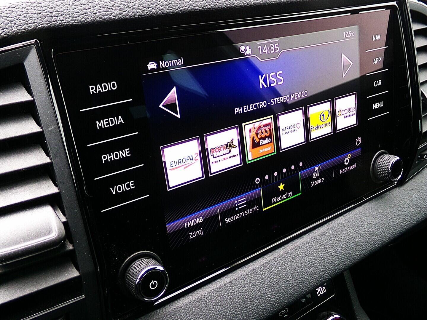 O419V08156_30.webp_KAROQ SportLine 1.5 TSI 110 kW automat, DPH