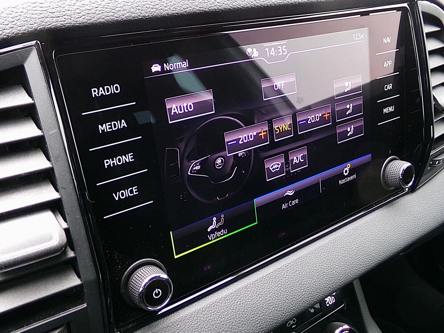 O419V08156_33.webp_KAROQ SportLine 1.5 TSI 110 kW automat, DPH