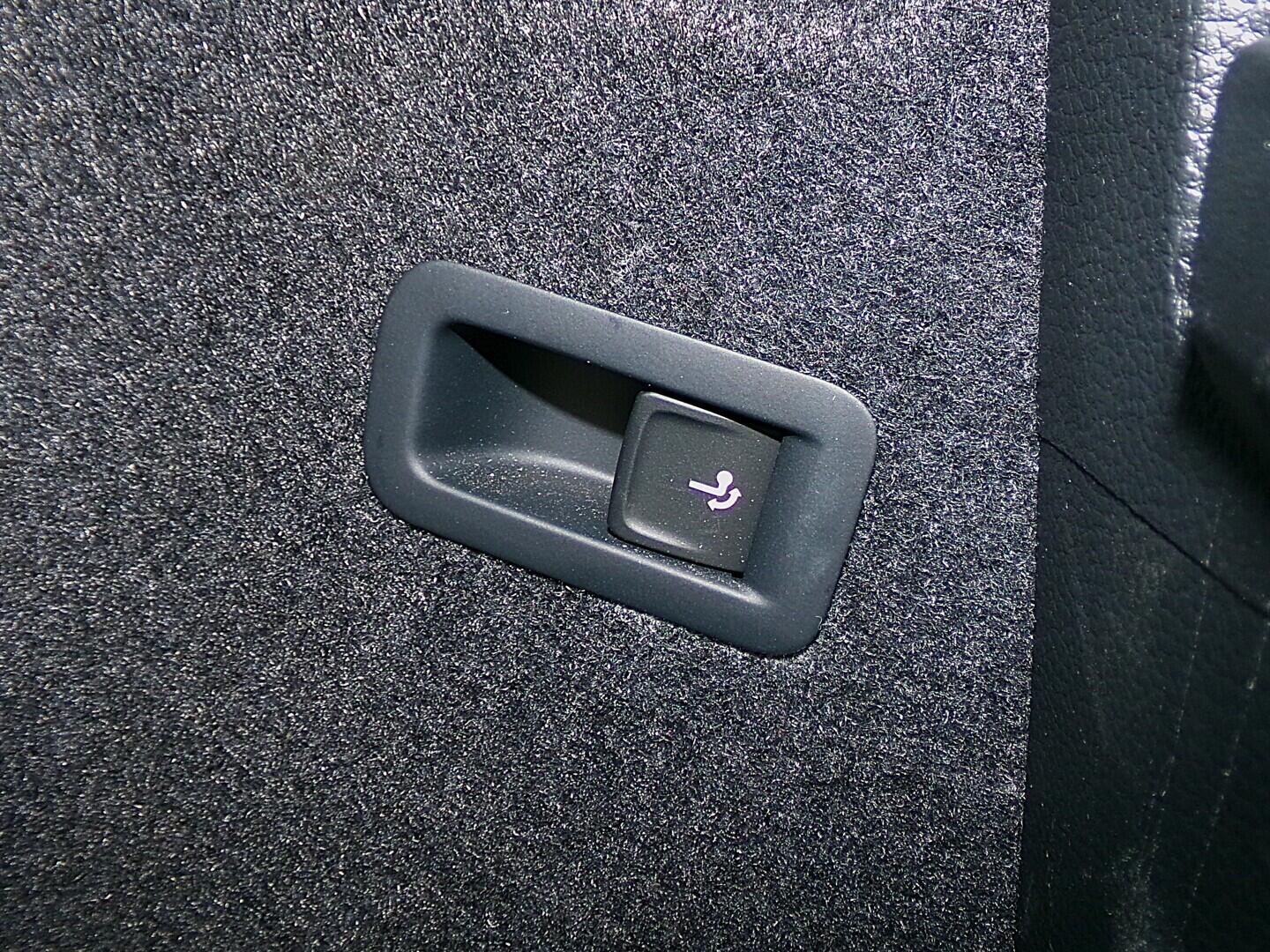 O419V08156_40.webp_KAROQ SportLine 1.5 TSI 110 kW automat, DPH