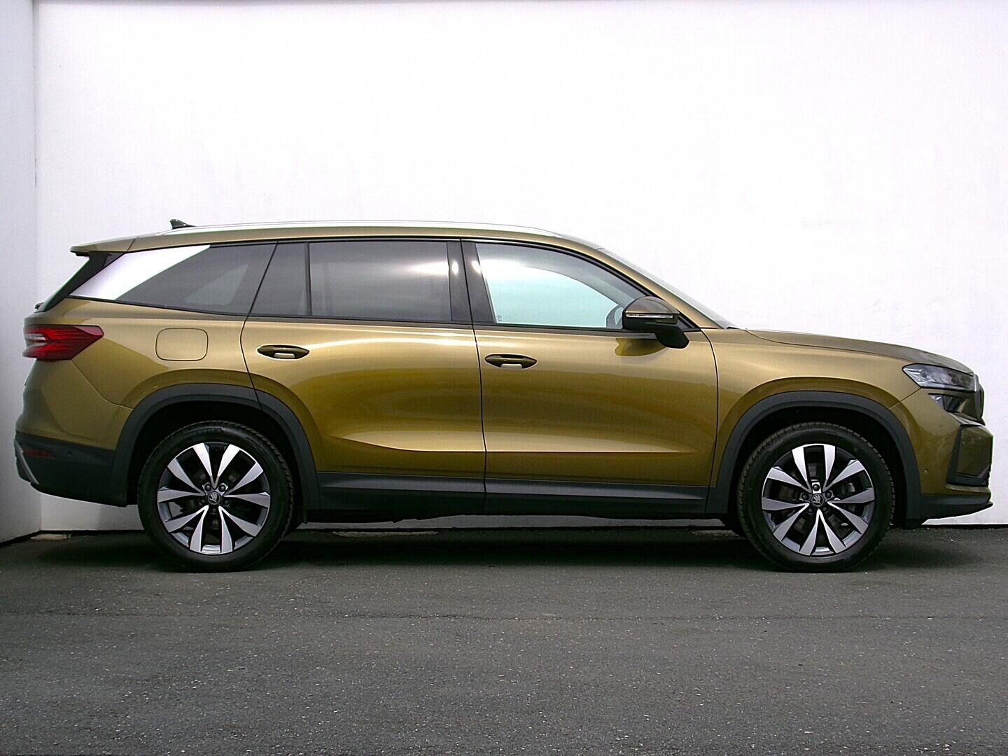 O419V08157_16.webp_KODIAQ Exclusive Selection 2.0 TDI 142 kW automat, DPH