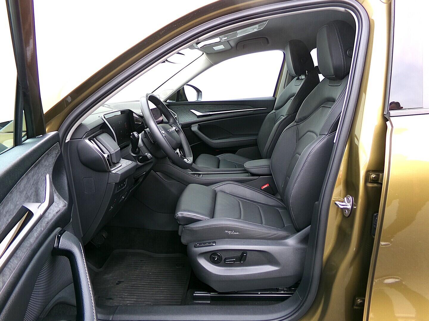 O419V08157_20.webp_KODIAQ Exclusive Selection 2.0 TDI 142 kW automat, DPH