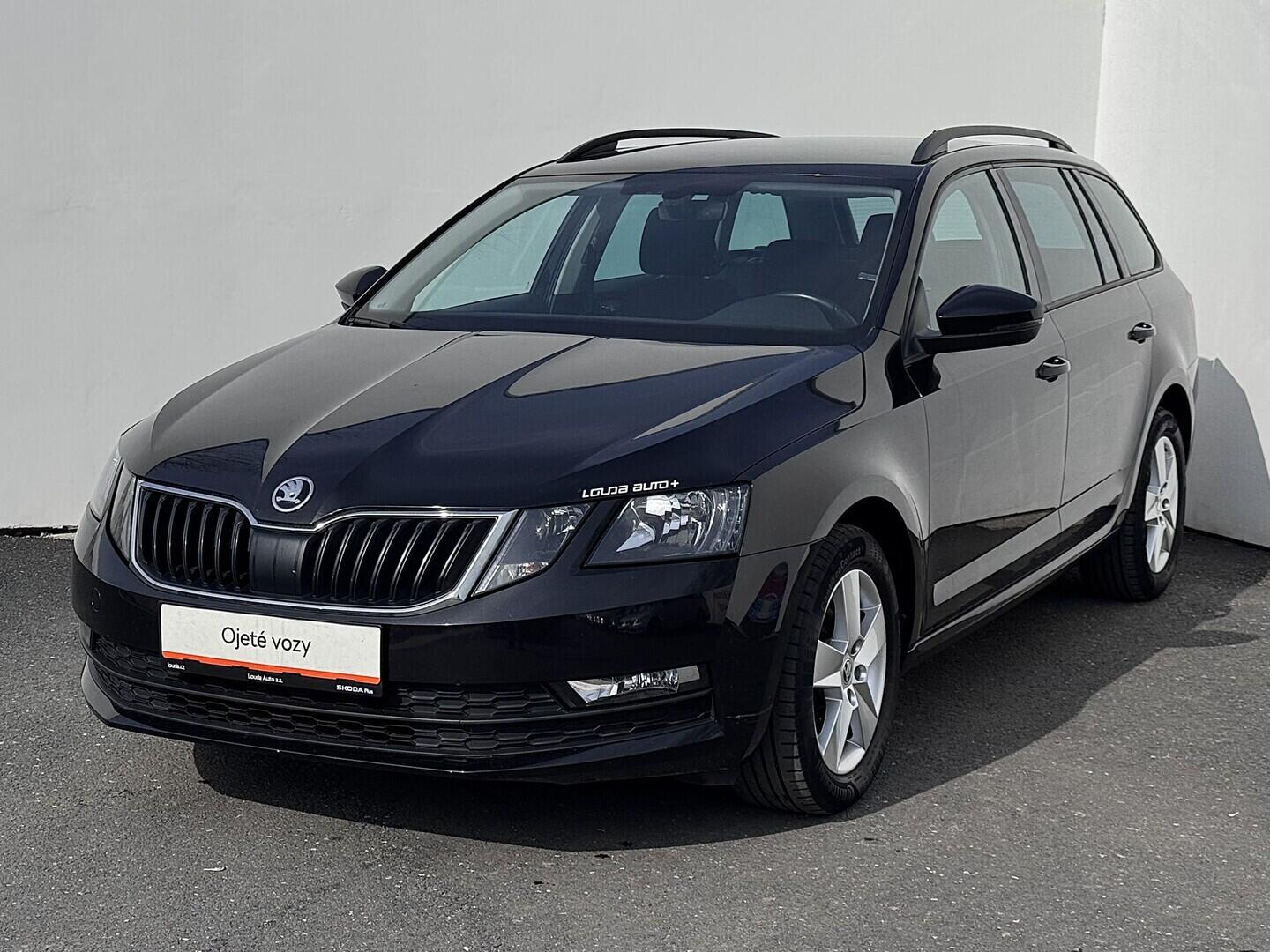 O419V08162_10.webp_OCTAVIA Ambition 1.6 TDI 85 kW manuál