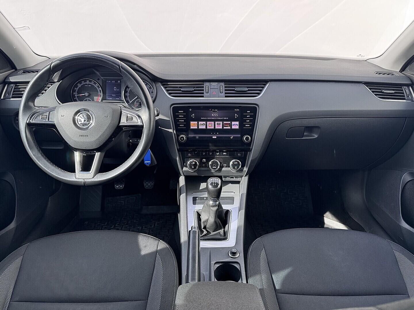 O419V08162_18.webp_OCTAVIA Ambition 1.6 TDI 85 kW manuál