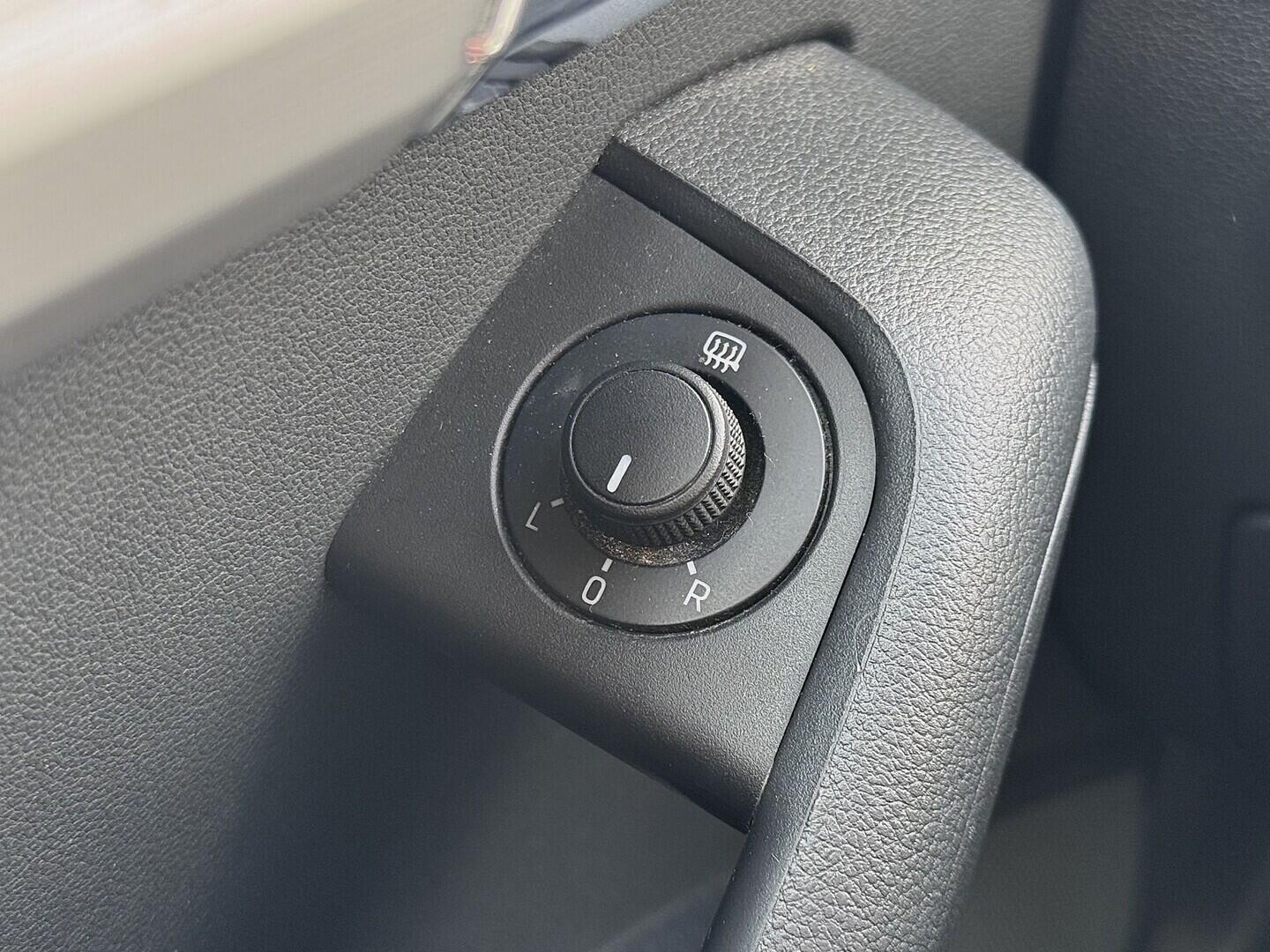 O419V08162_22.webp_OCTAVIA Ambition 1.6 TDI 85 kW manuál