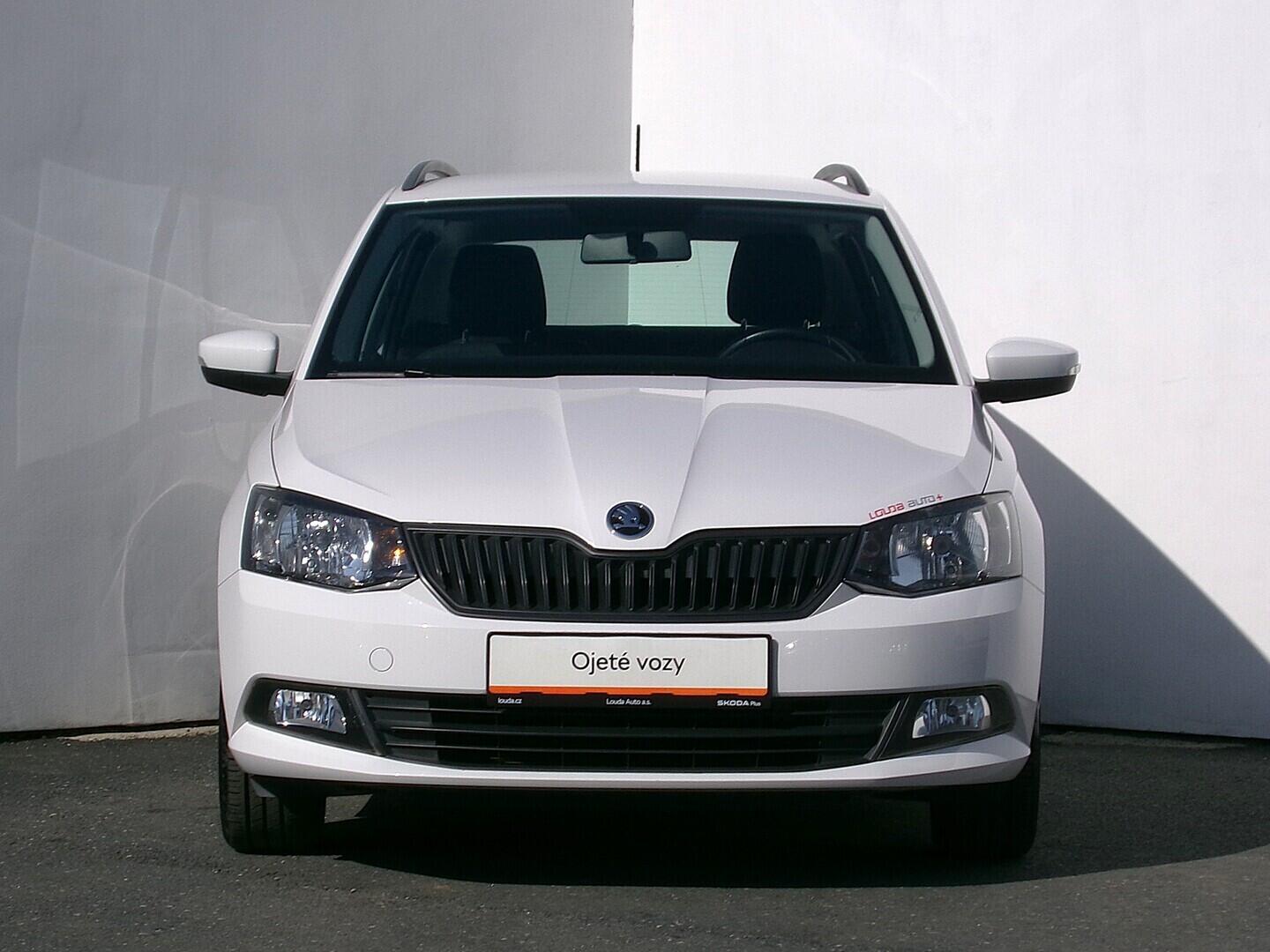 O419V08164_13.webp_FABIA Active 1.0 TSI 70 kW manuál