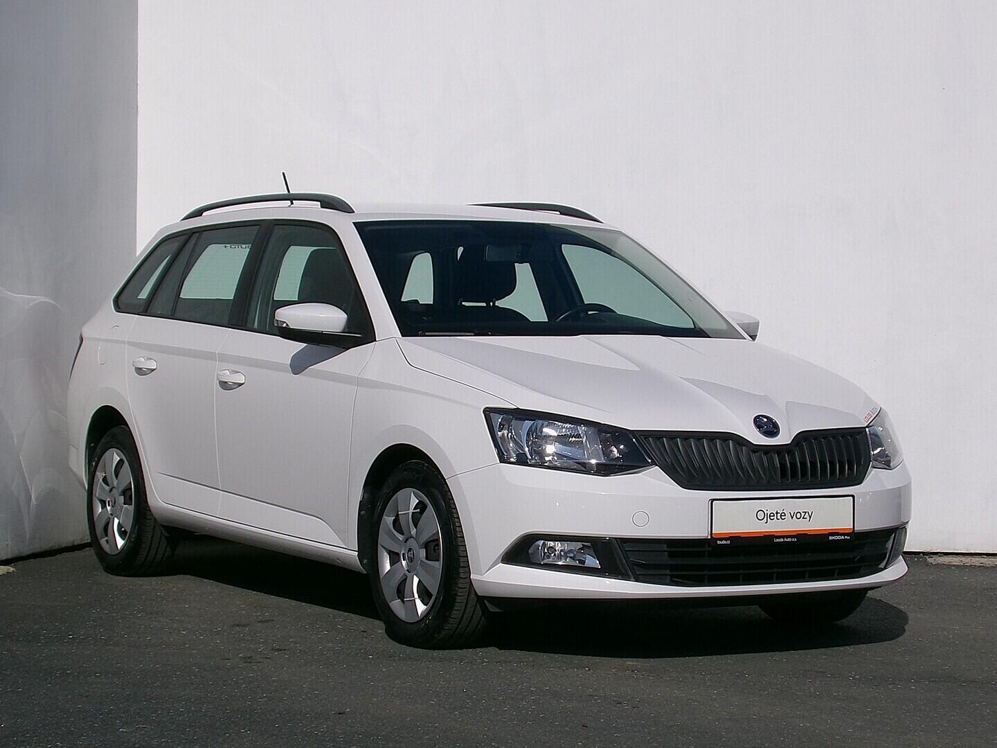 O419V08164_14.webp_FABIA Active 1.0 TSI 70 kW manuál