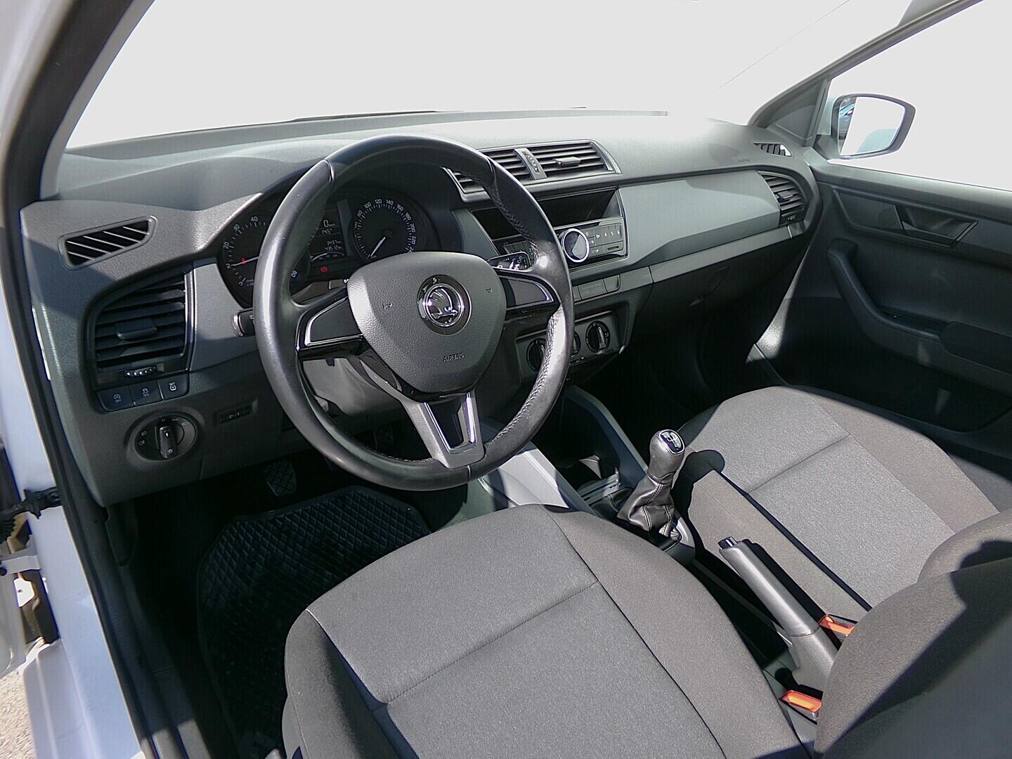 O419V08164_19.webp_FABIA Active 1.0 TSI 70 kW manuál