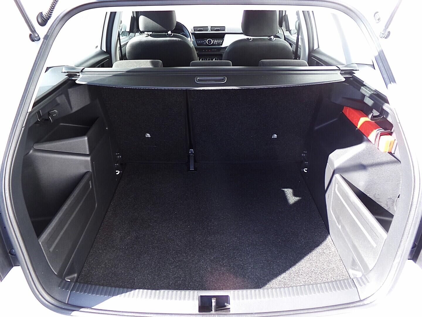 O419V08164_29.webp_FABIA Active 1.0 TSI 70 kW manuál